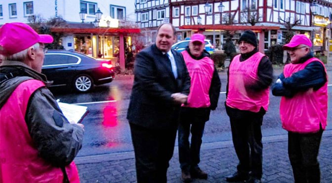 Kanzleramtsminister von DVGlern wachgerüttelt