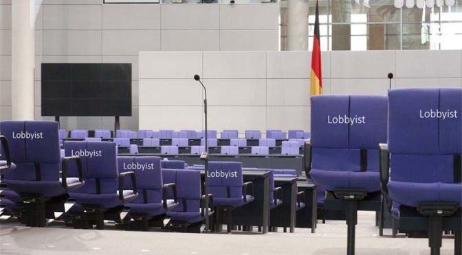 Versicherungslobbyisten verteidigen Riester