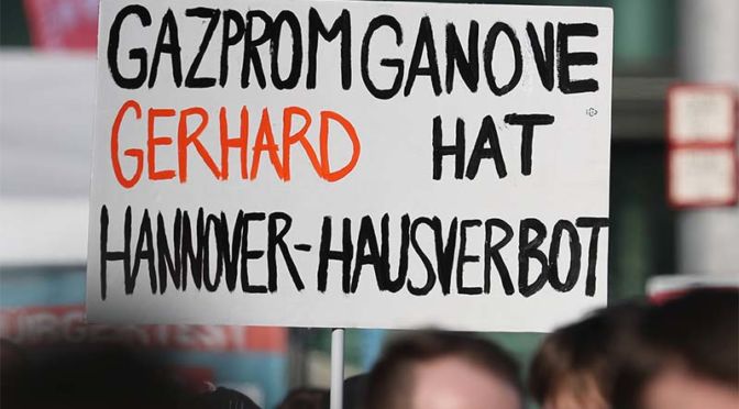 Schröder verhöhnt Altersvorsorger